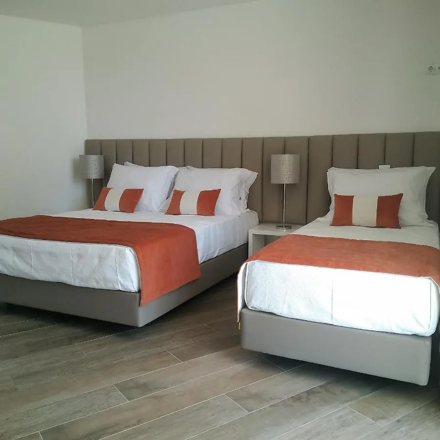 Algarpapa Rooms Armacao de Pera 0*,