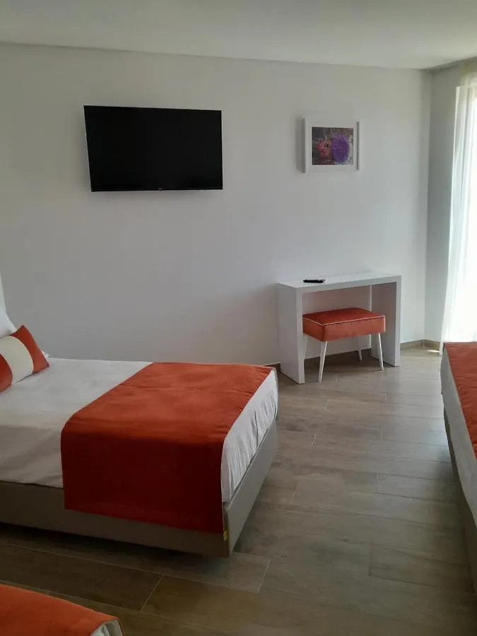 Guest house Algarpapa Rooms Armacao de Pera