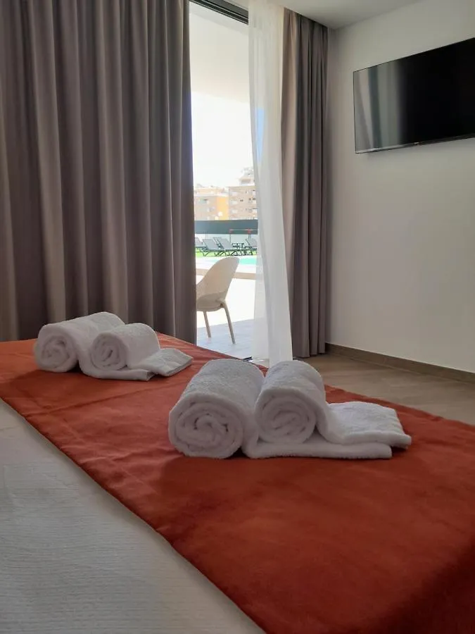 Casa de hóspedes Algarpapa Rooms Armação de Pêra