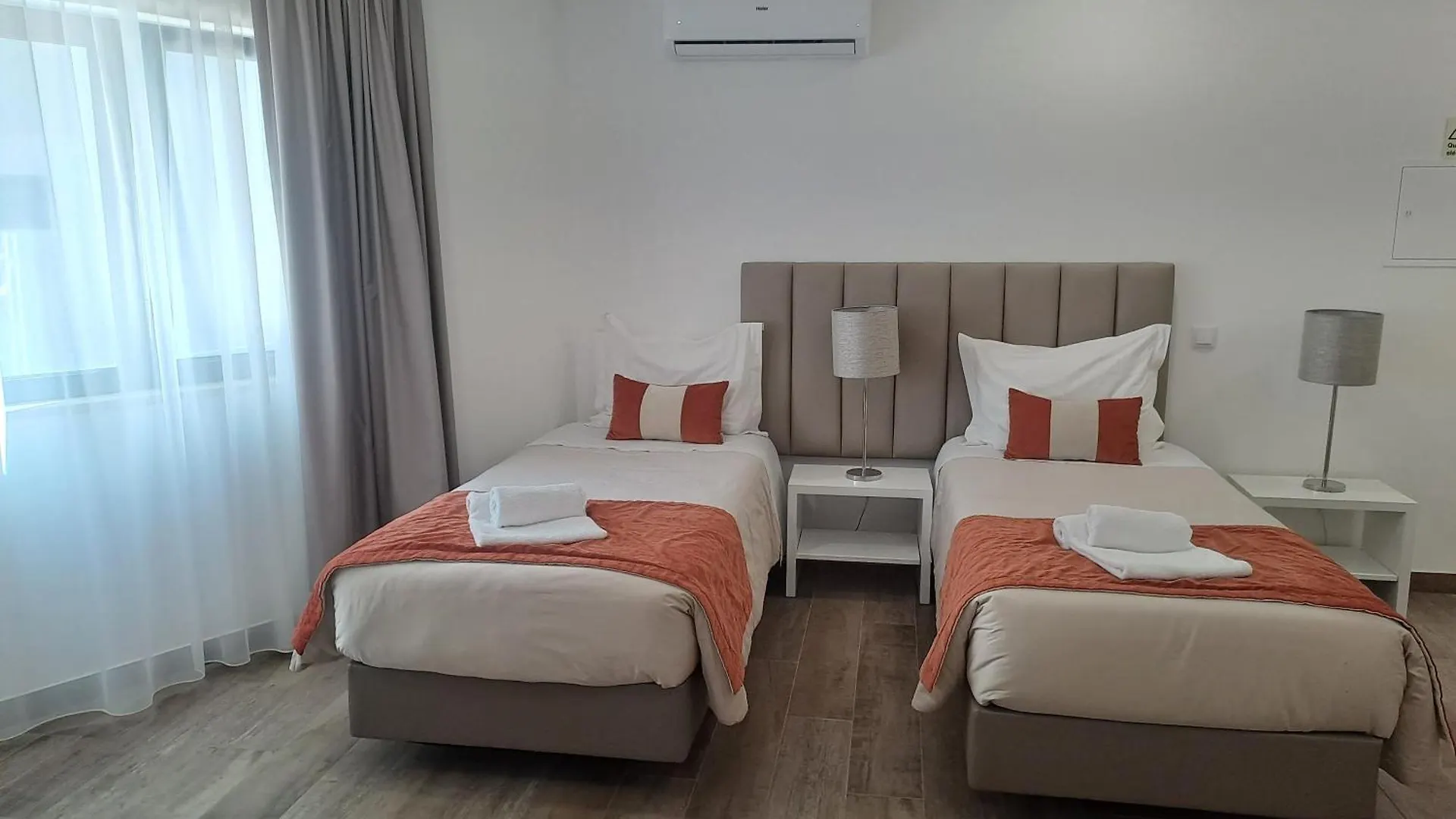 Algarpapa Rooms Armação de Pêra Casa de hóspedes