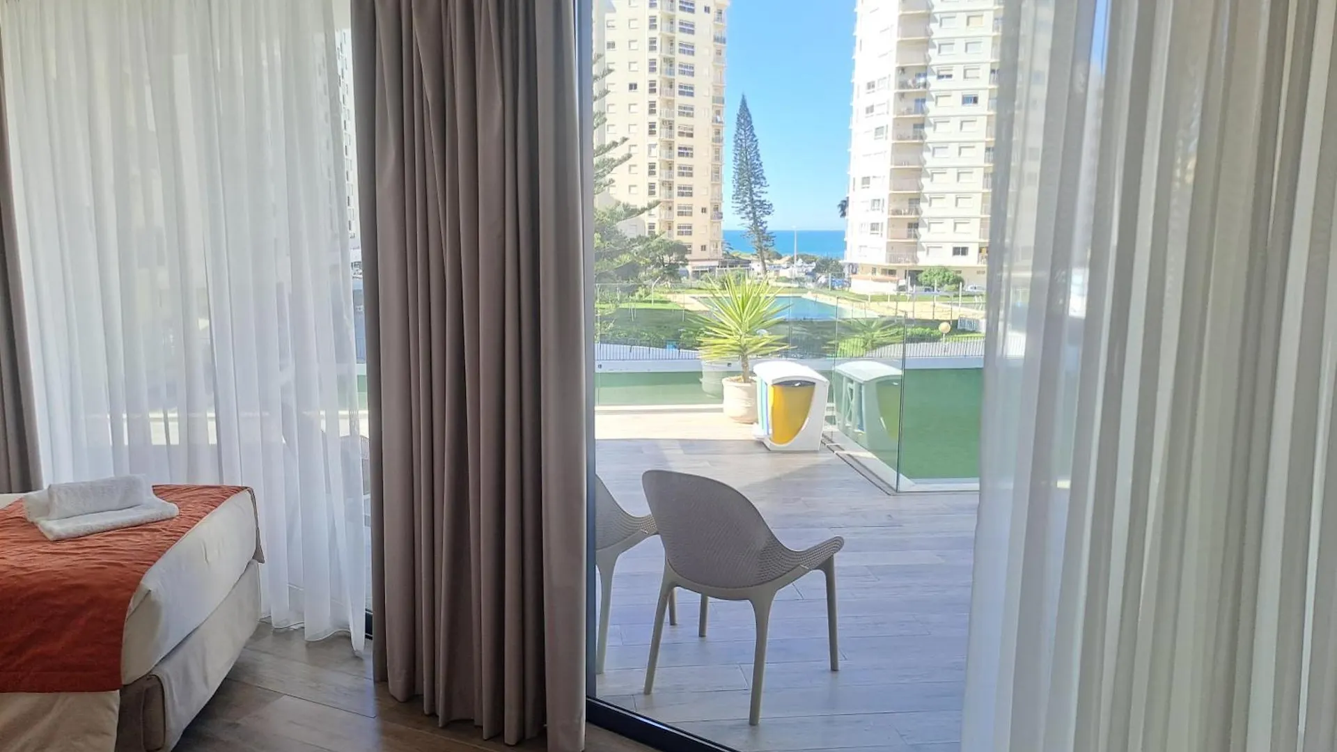 Algarpapa Rooms Armação de Pêra 0*,  Portugal